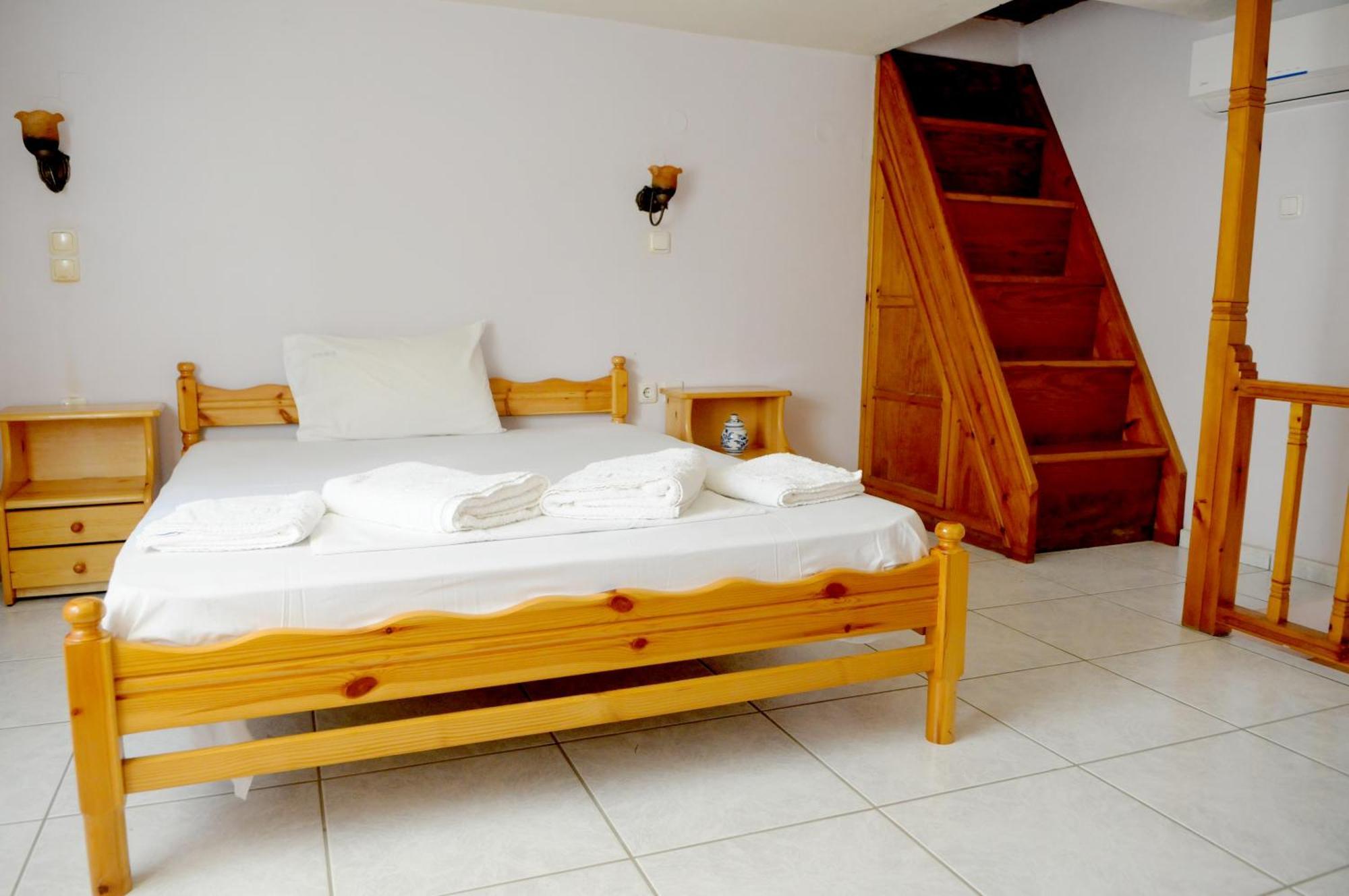 Crisio Studios Skyros Luaran gambar